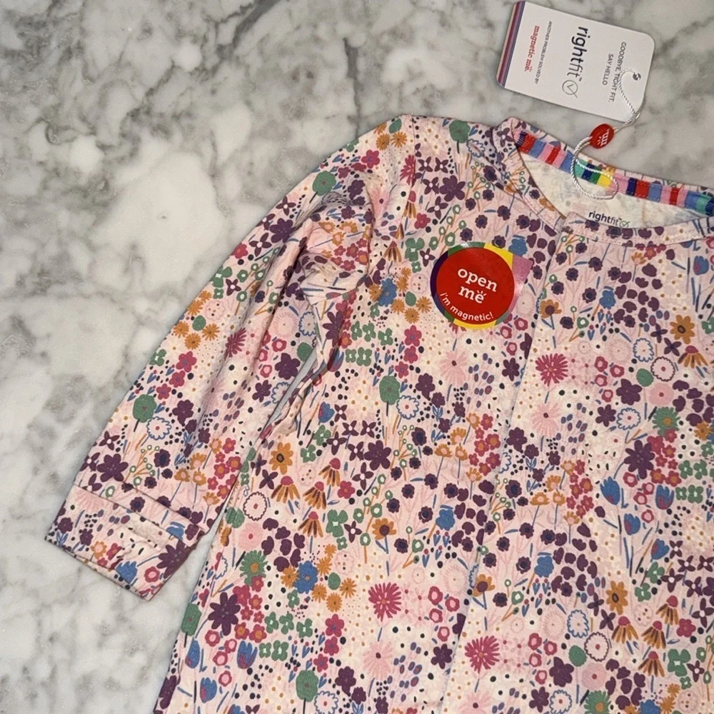 NWT MAGNETIC ME FLORAL RIGHT FIT FOOTIE 9/12M